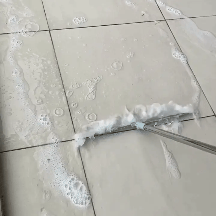 Magic Silicone Floor Wiper – Clean & Dry Floors in Seconds (No Electricity, No Effort)